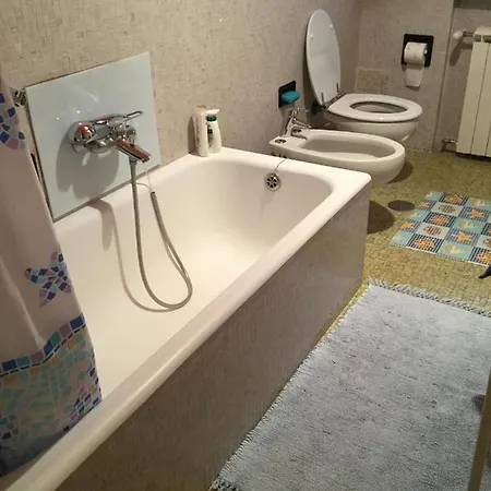 Le Stanze Della Funicolare Daire